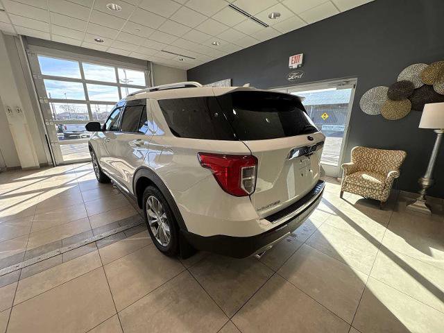 Certified 2022 Ford Explorer Limited image 3