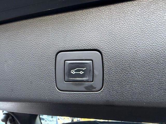 Used 2022 Buick Encore GX Essence w/ Experience Buick Package image 8