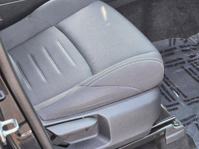Used 2024 Toyota Tacoma TRD Off-Road AWD/4WD image 7