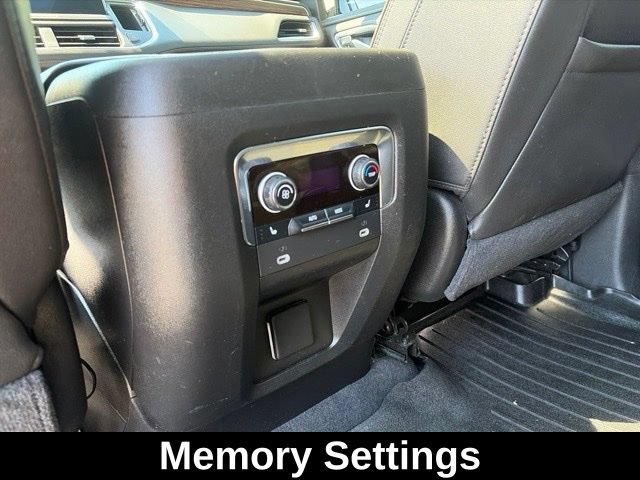 Used 2021 Chevrolet Suburban High Country AWD/4WD image 18