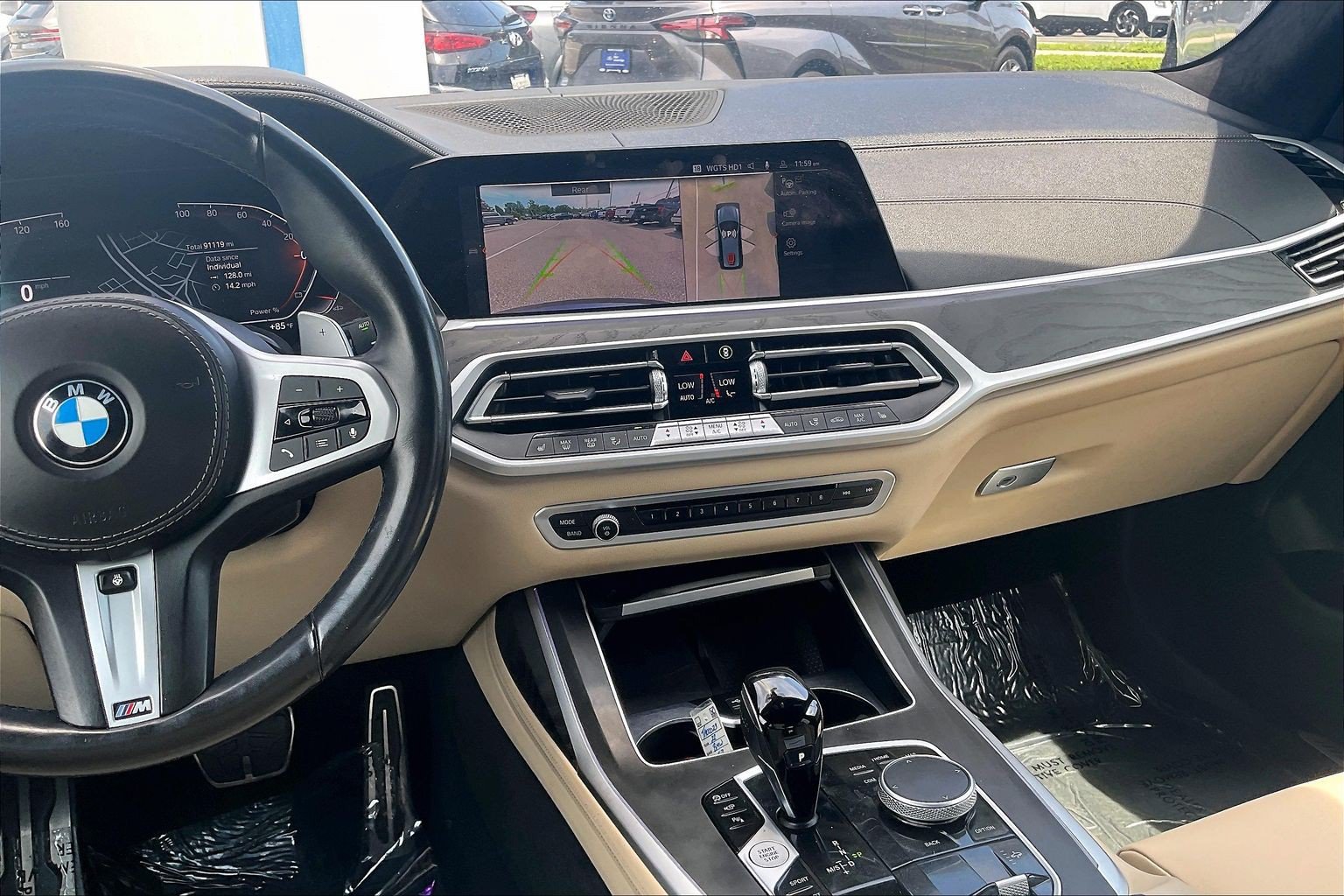 Used 2022 BMW X7 xDrive40i w/ M Sport Package AWD/4WD image 6