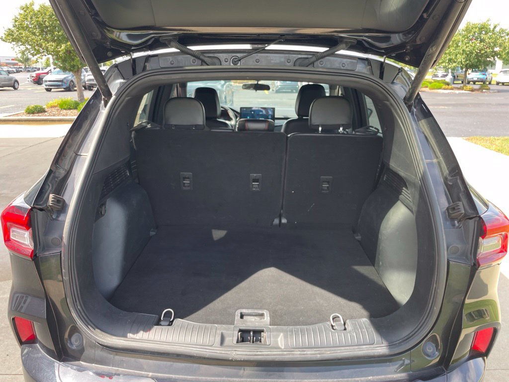 Certified 2023 Ford Escape ST-Line w/ Tech Pack #1 AWD/4WD image 13