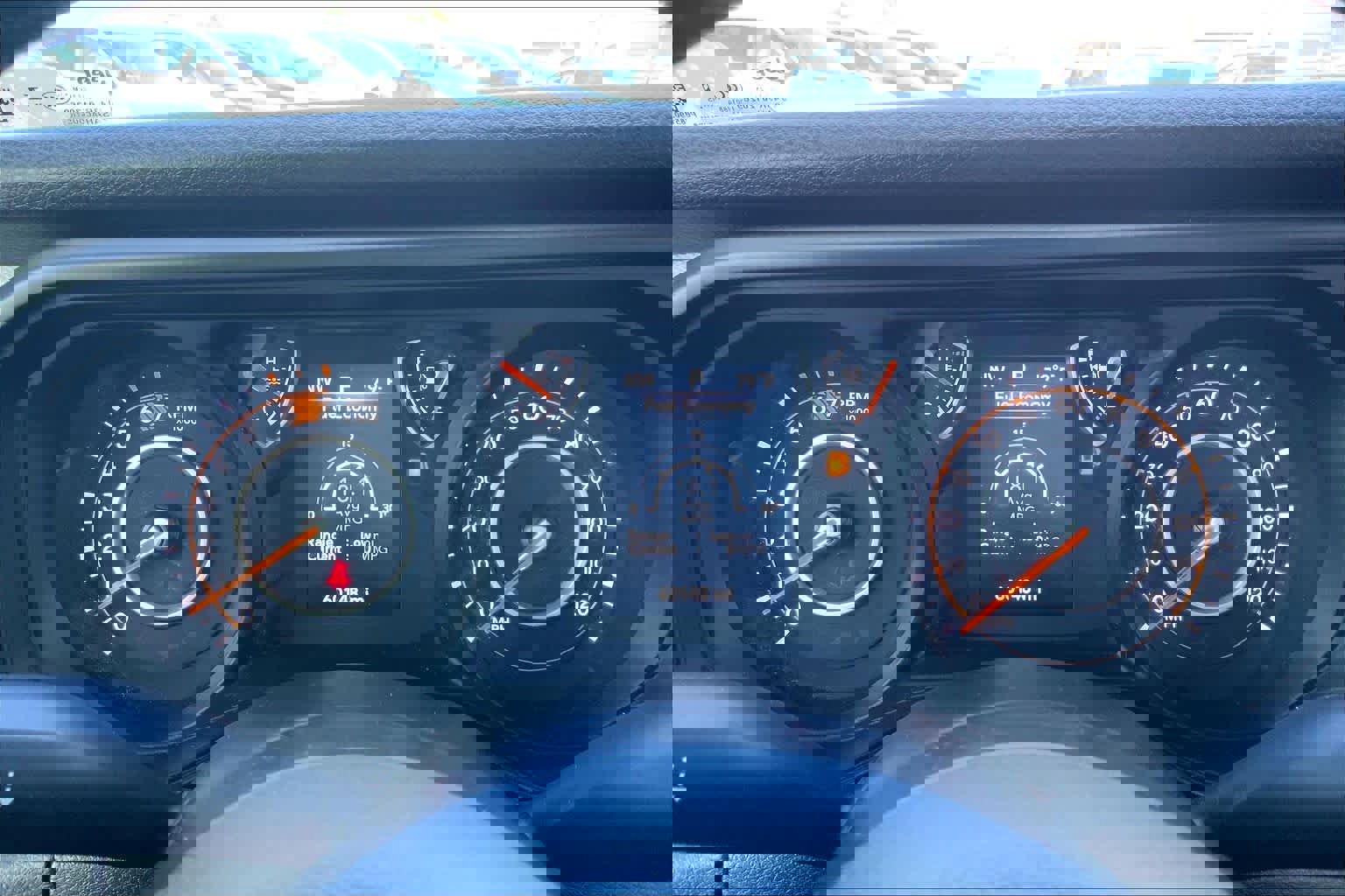 Used 2025 Jeep Wrangler Sport S image 24