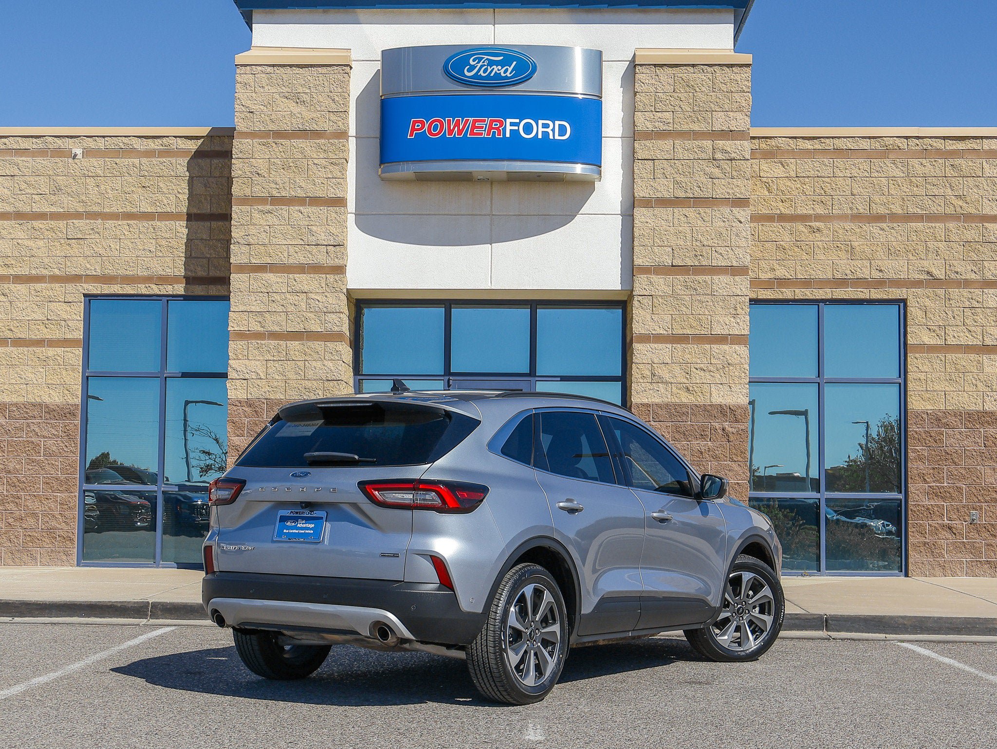 Certified 2023 Ford Escape Platinum w/ Premium Technology Package AWD/4WD image 6