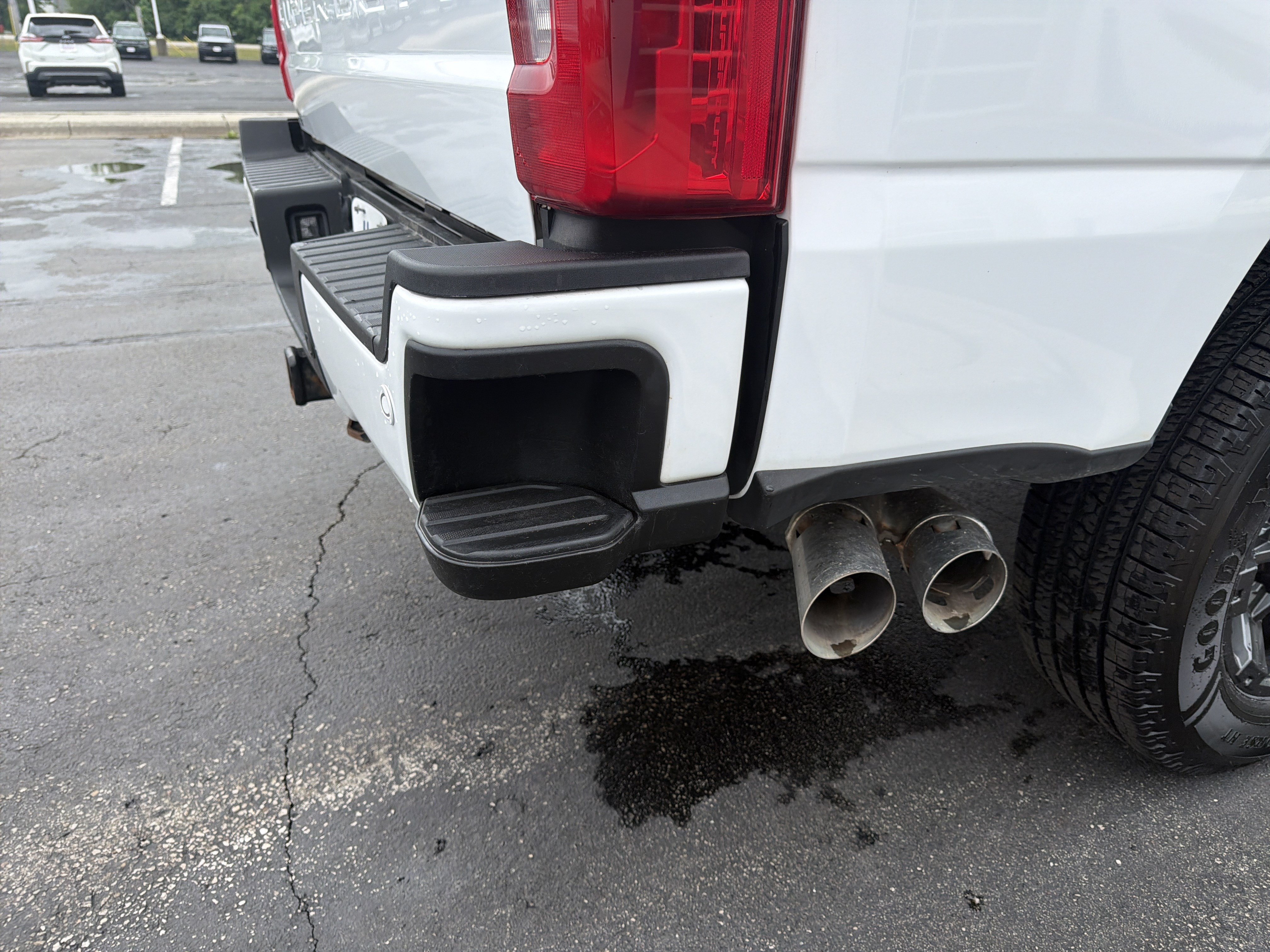 Certified 2023 Ford F250 Lariat w/ Sport Appearance Package AWD/4WD image 14