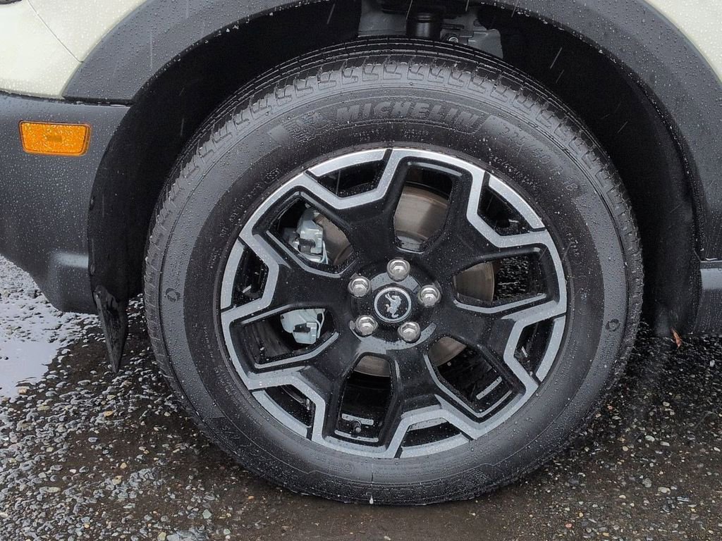 Certified 2025 Ford Bronco Sport Outer Banks w/ Outer Banks Tech Package+ image 32