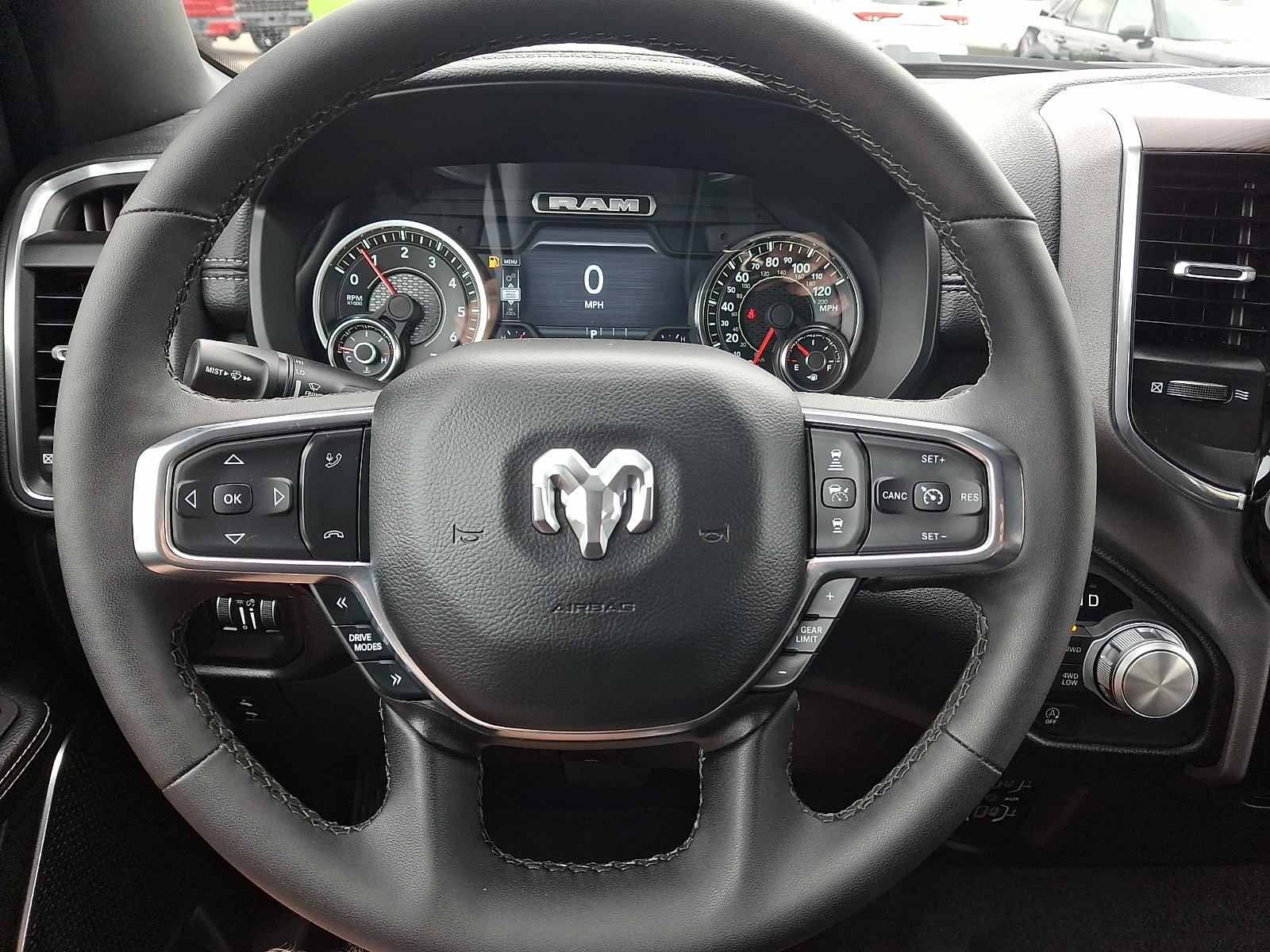 Used 2025 RAM 1500 Laramie AWD/4WD image 25