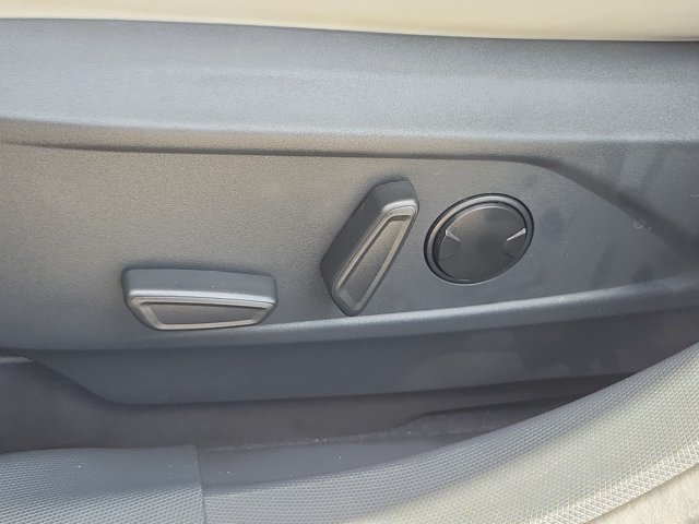 Certified 2025 Ford Mustang Mach-E Premium AWD/4WD image 19