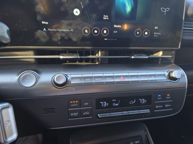 Used 2025 Hyundai Kona Limited image 12