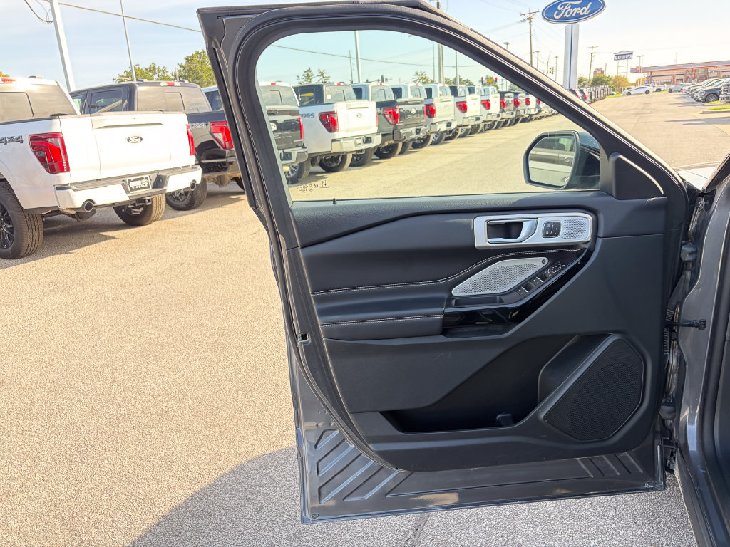 Certified 2023 Ford Explorer ST w/ Equipment Group 401A AWD/4WD image 13