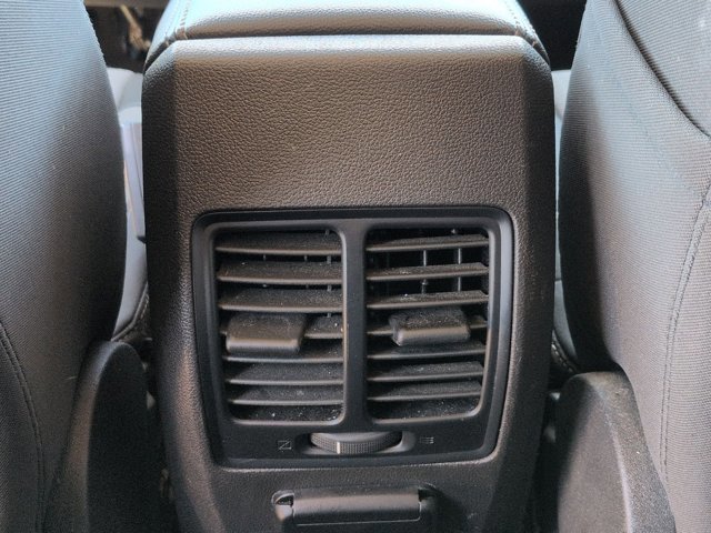 Certified 2017 Ford Escape SE w/ SE Cold Weather Package image 17