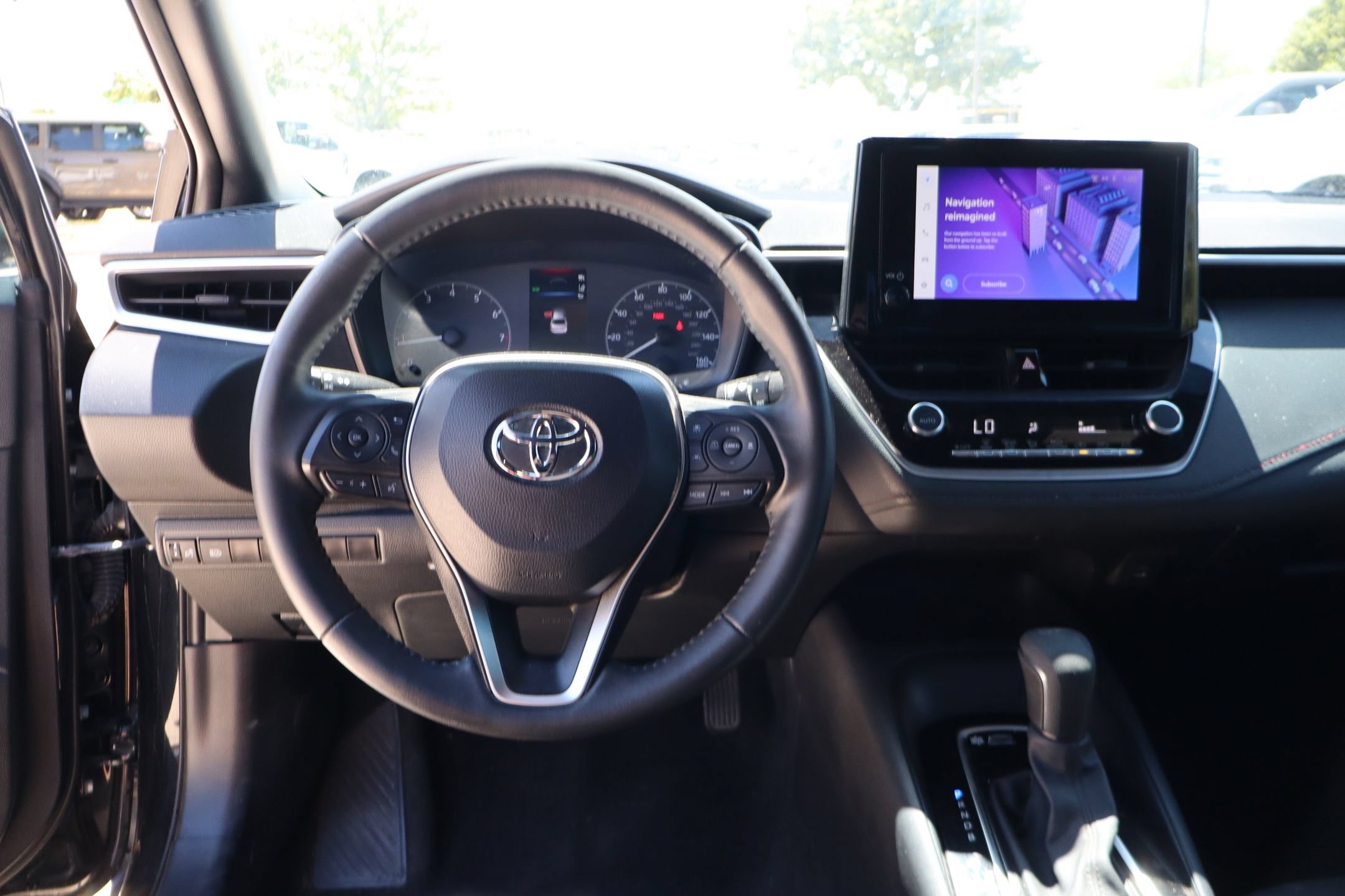 Used 2024 Toyota Corolla SE FWD image 18