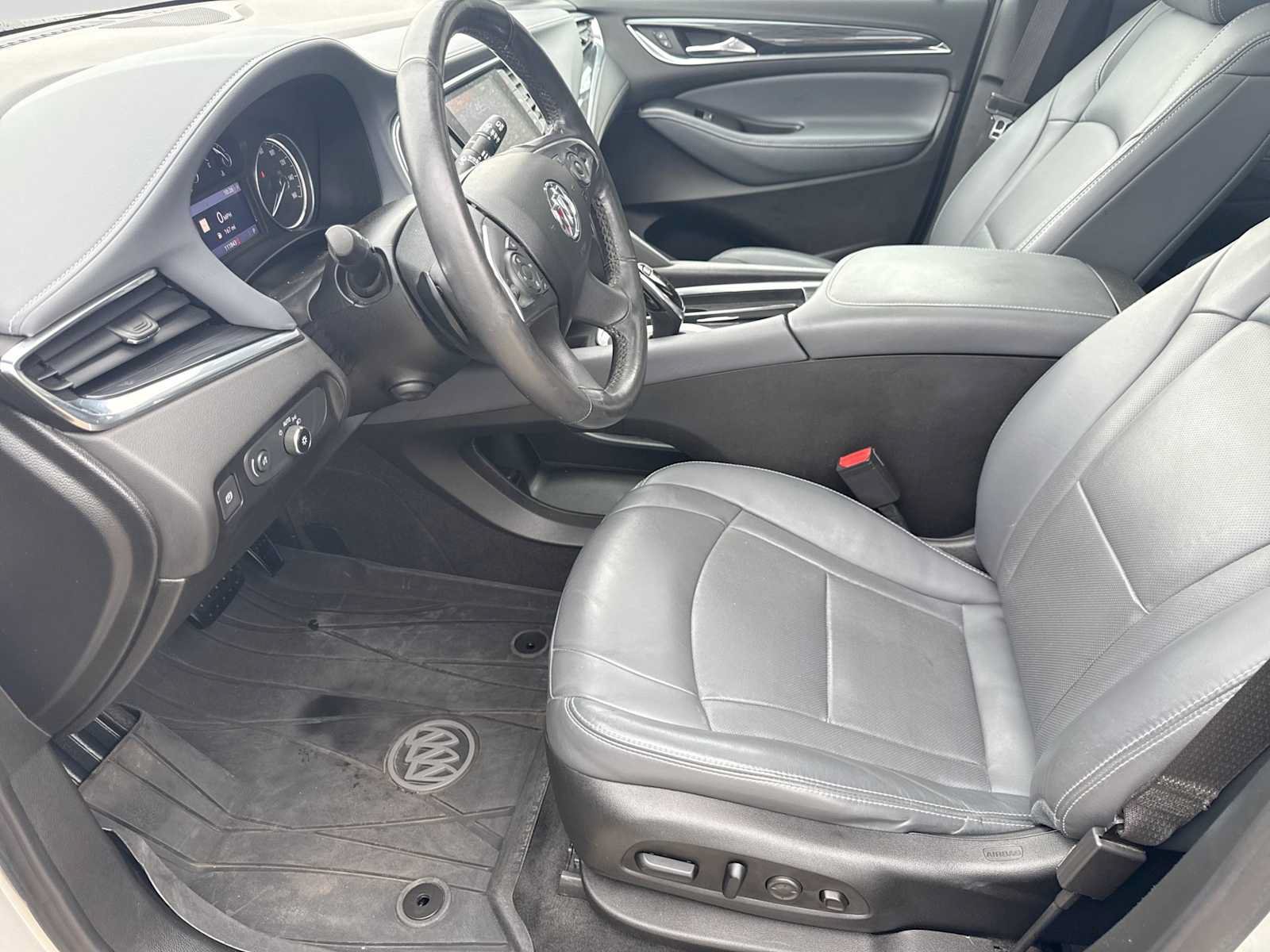 Used 2020 Buick Enclave Premium w/ Sun and Sites Package FWD image 15