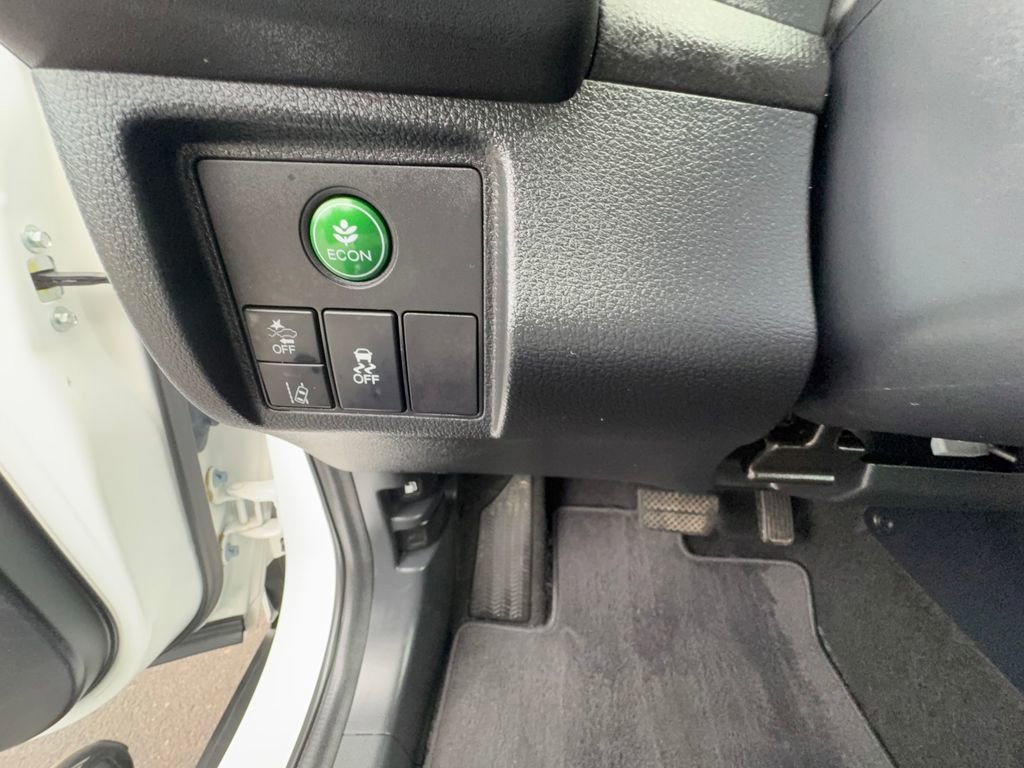 Used 2021 Honda HR-V EX image 18