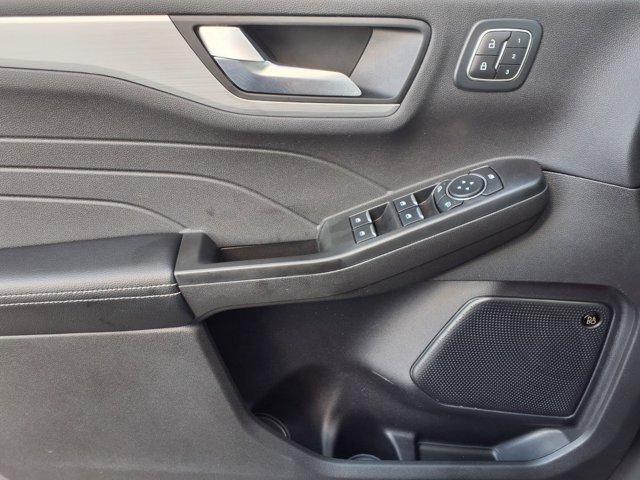 Certified 2024 Ford Escape Platinum w/ Premium Technology Package AWD/4WD image 19