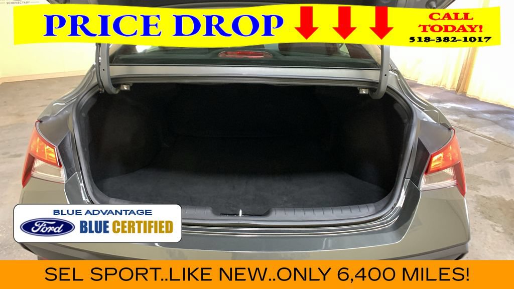 Used 2026 Hyundai Elantra Sport FWD image 16