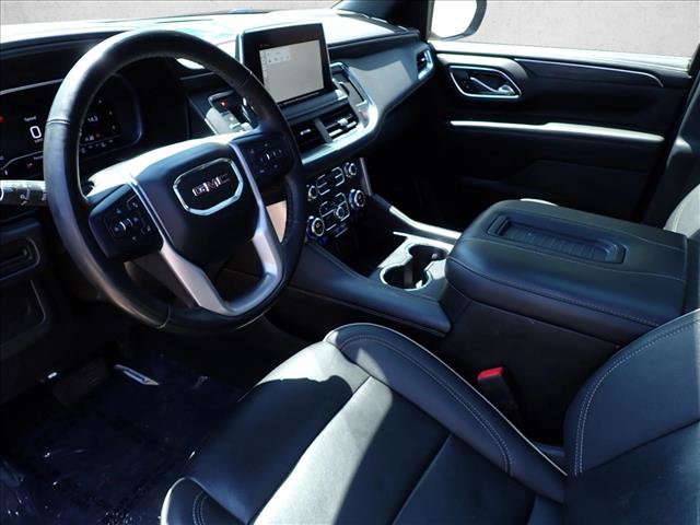 Used 2023 GMC Yukon XL SLT w/ SLT Luxury Package AWD/4WD image 14