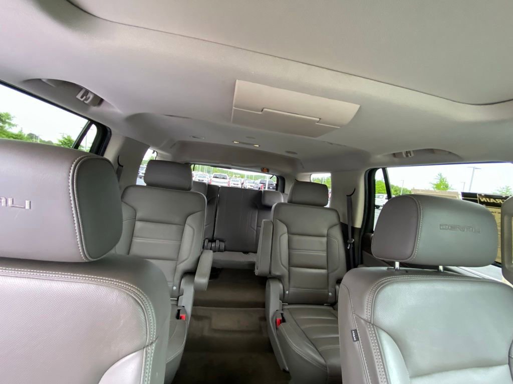 Used 2018 GMC Yukon Denali w/ Open Road Package AWD/4WD image 31