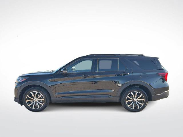 Certified 2025 Ford Explorer ST-Line AWD/4WD image 5