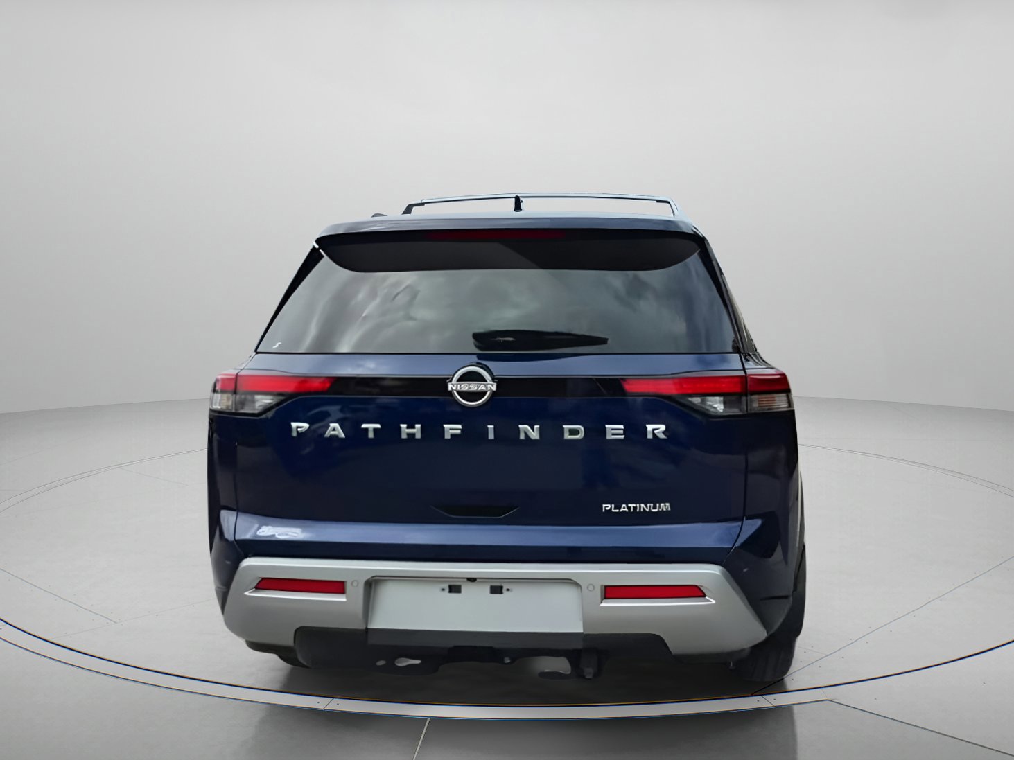 Used 2024 Nissan Pathfinder Platinum image 17