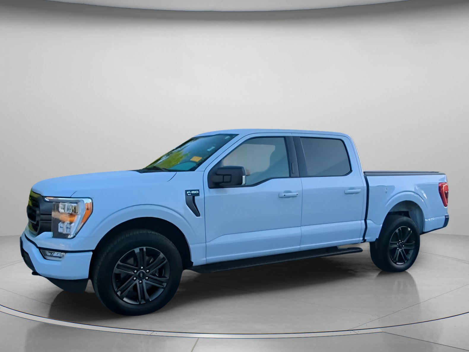 Certified 2022 Ford F150 XLT w/ Equipment Group 302A High image 6