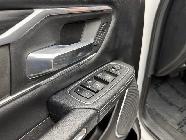 Used 2023 RAM 1500 Laramie image 12