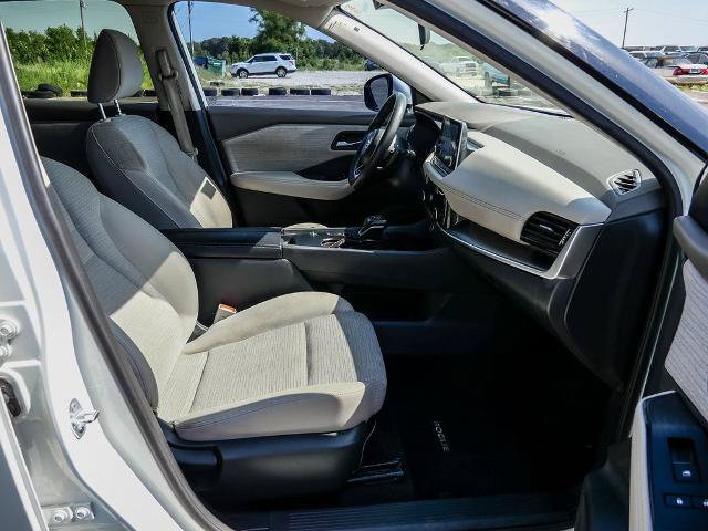 Used 2021 Nissan Rogue SV FWD image 13