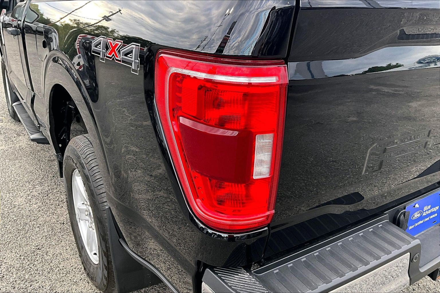 Certified 2022 Ford F150 XLT w/ Equipment Group 301A Mid AWD/4WD image 29