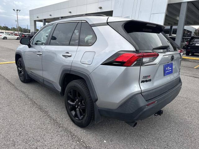 Used 2021 Toyota RAV4 LE AWD/4WD image 7