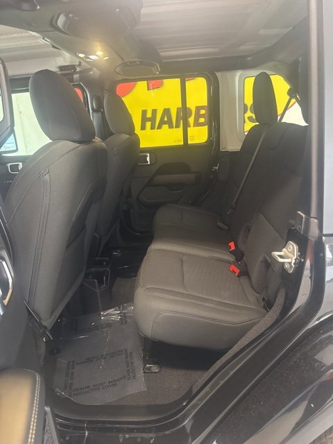 Used 2020 Jeep Wrangler Unlimited Sahara w/ Uconnect 4C Nav & Sound Group image 18
