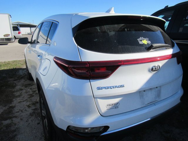 Used 2022 Kia Sportage LX image 4