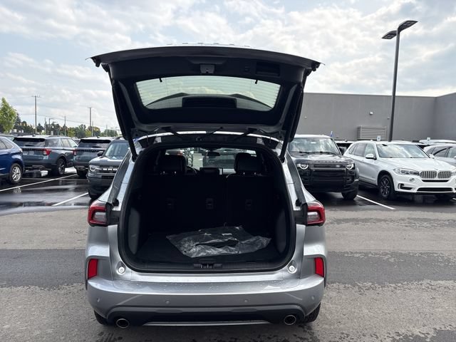Certified 2024 Ford Escape ST-Line w/ Tech Pack #1 AWD/4WD image 22