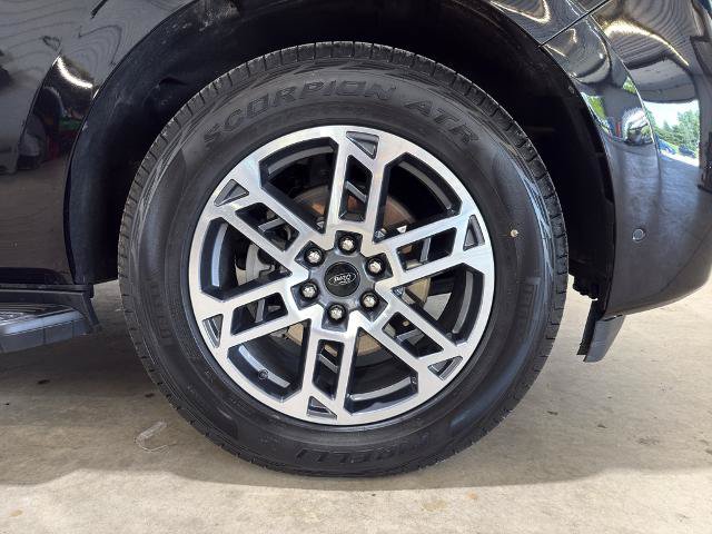 Certified 2025 Ford Expedition Max Active AWD/4WD image 25