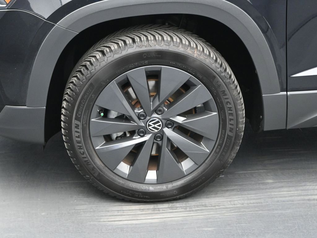 Used 2022 Volkswagen Taos S image 25