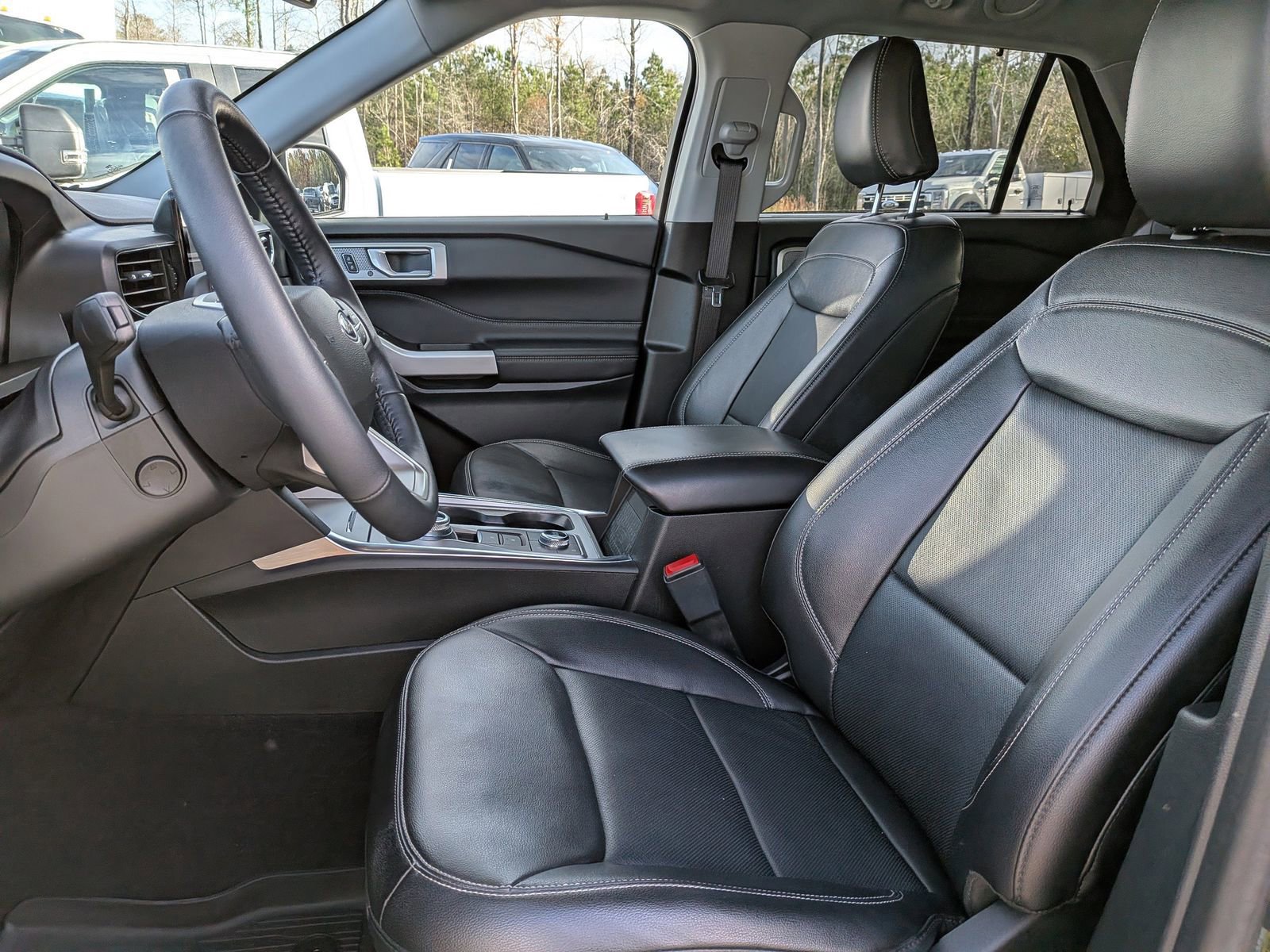 Certified 2023 Ford Explorer Limited w/ Equipment Group 301A image 22