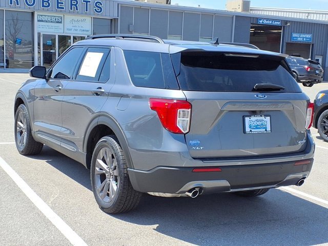 Certified 2023 Ford Explorer XLT w/ Equipment Group 202A AWD/4WD image 2