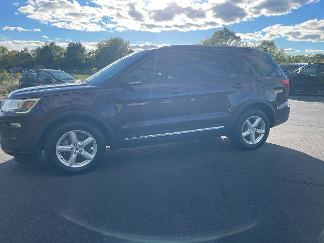 Certified 2019 Ford Explorer XLT w/ Equipment Group 202A FWD image 8