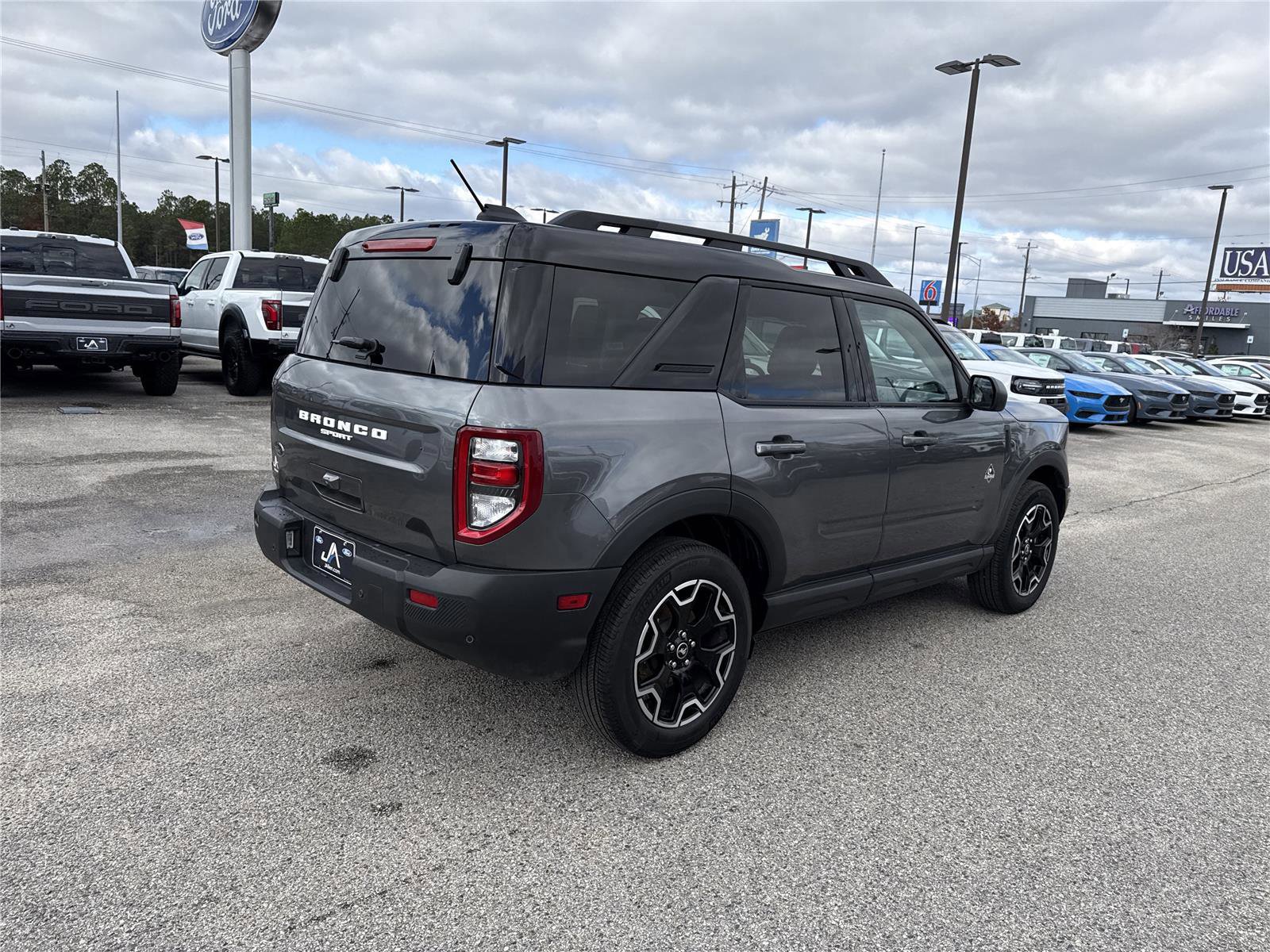 Certified 2025 Ford Bronco Sport Outer Banks image 5