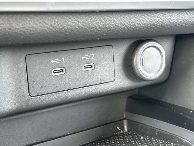 Used 2025 Nissan Rogue SV AWD/4WD image 37