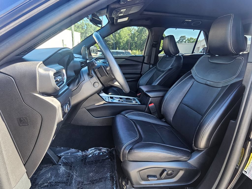Certified 2023 Ford Explorer ST w/ Equipment Group 401A AWD/4WD image 4