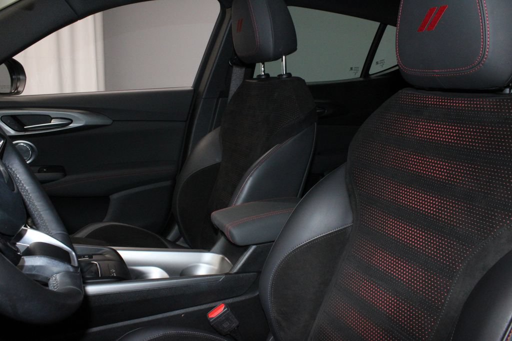 Used 2024 Dodge Hornet GT w/ Track Pack AWD/4WD image 27
