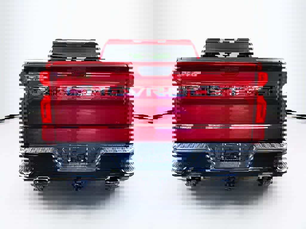 Used 2022 Chevrolet Silverado 1500 LT Trail Boss w/ Safety Package image 4