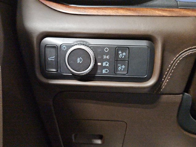 Certified 2021 Ford Explorer King Ranch w/ Premium Technology Package AWD/4WD image 33