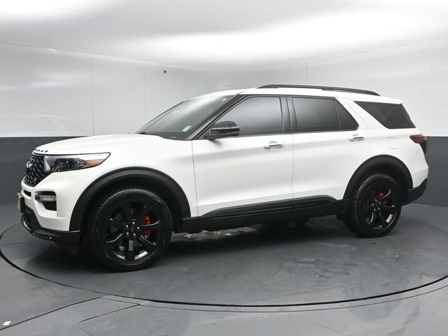 Certified 2024 Ford Explorer ST w/ Equipment Group 401A AWD/4WD image 4
