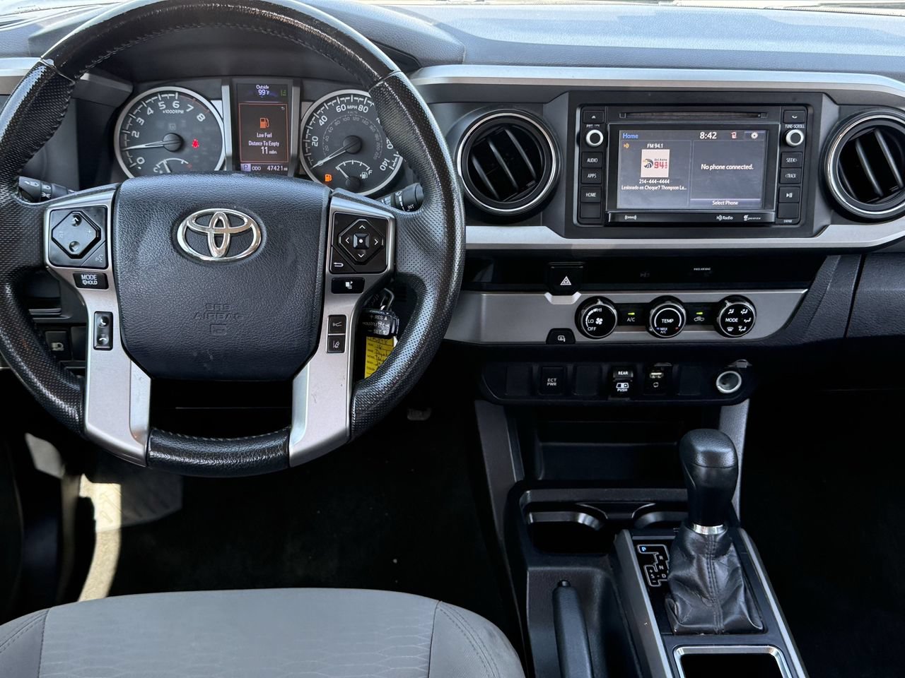 Used 2018 Toyota Tacoma SR5 RWD image 10