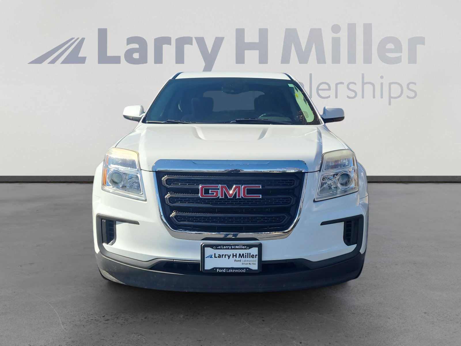 Used 2017 GMC Terrain SLE image 8