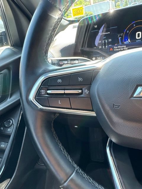 Used 2025 Chevrolet Equinox LT w/ Convenience Package II AWD/4WD image 24