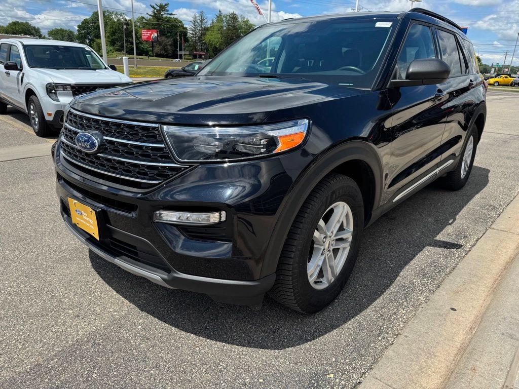 Certified 2024 Ford Explorer XLT w/ Equipment Group 202A AWD/4WD image 38