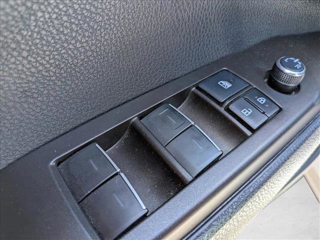 Used 2022 Toyota Camry XSE FWD image 11