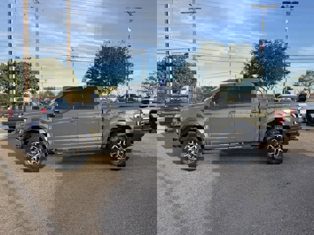 Certified 2018 Ford F150 Raptor w/ Equipment Group 802A Luxury image 2